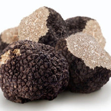 Afbeelding in Gallery-weergave laden, Verse zwarte zomertruffel